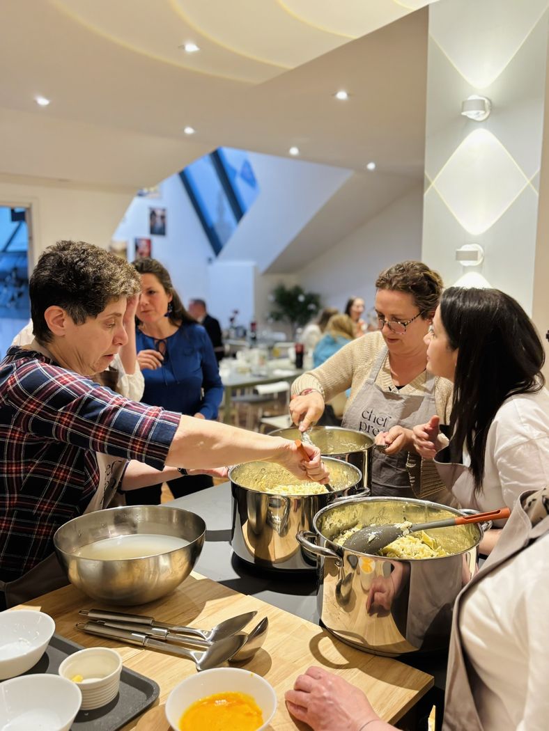 Vendégek főznek a szakmai esten a Chef Premiere rendezvényhelyszínén